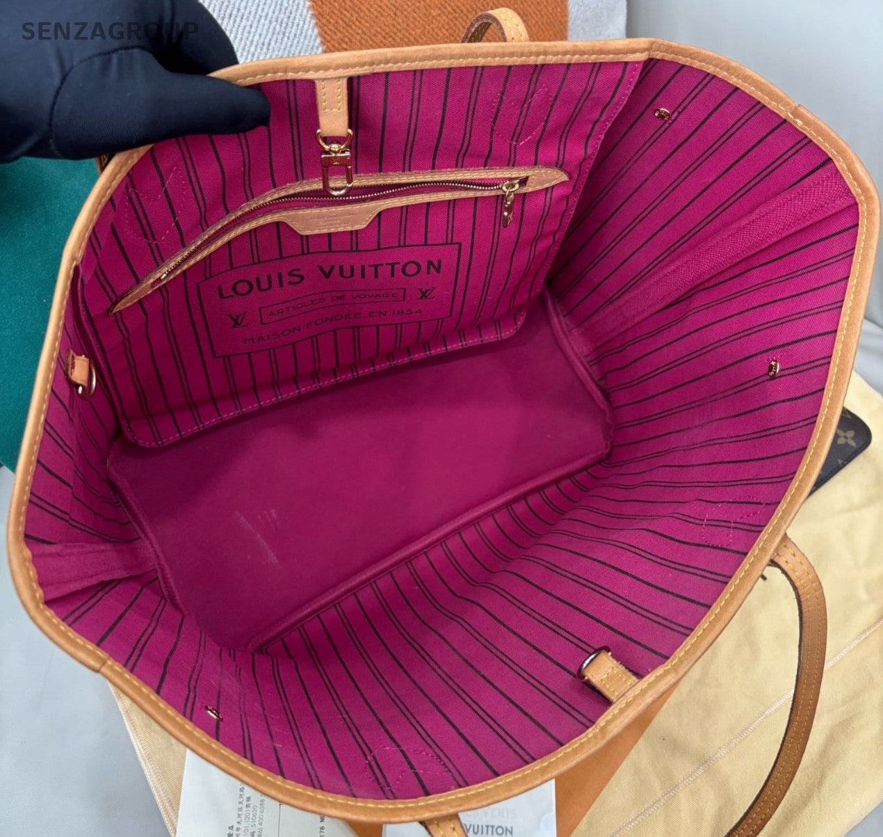 Louis Vuitton Neverfull MM Monogram Shoulder Bag Brown Red Gold Women Classic