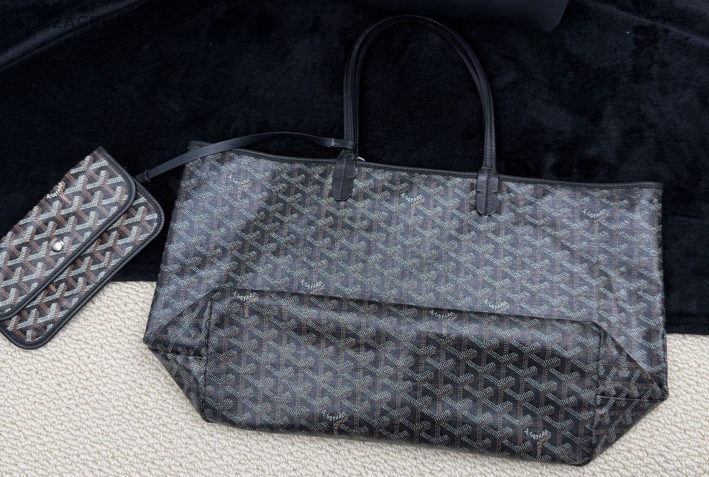 Goyard Tote MM Top Handle Shoulder Bag with Pouch Women Black.