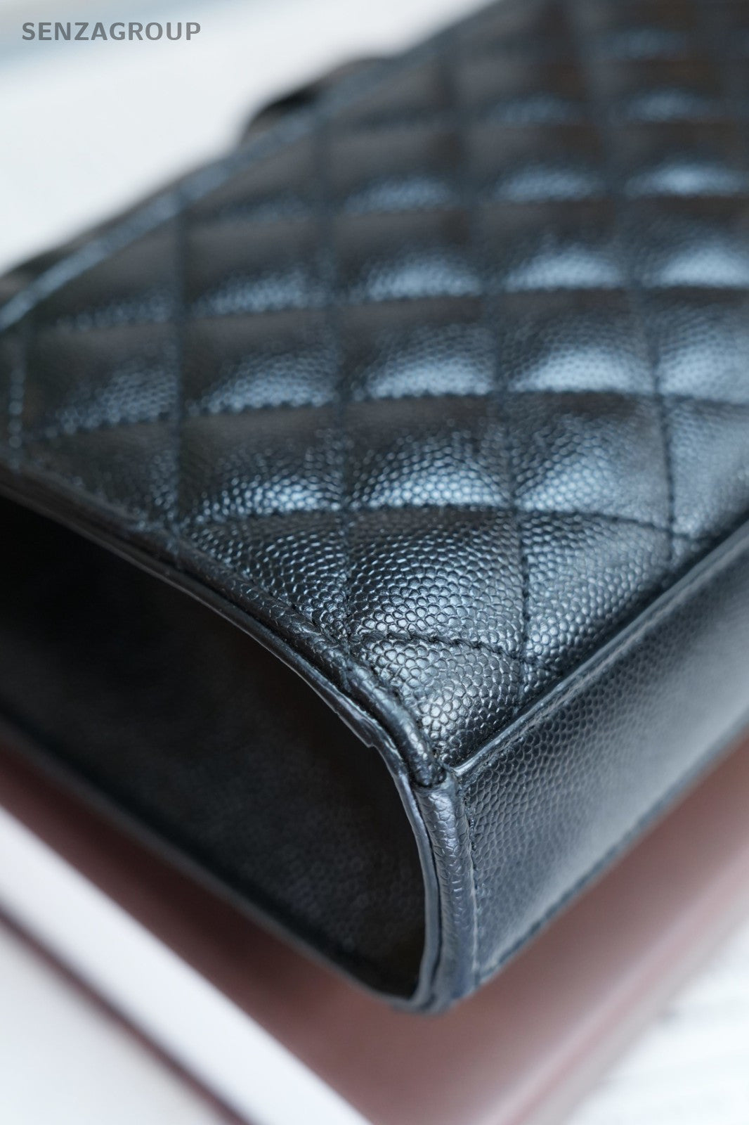YSL Saint Laurent Envelope MM Caviar Leather V-pattern Shoulder Bag Women Black