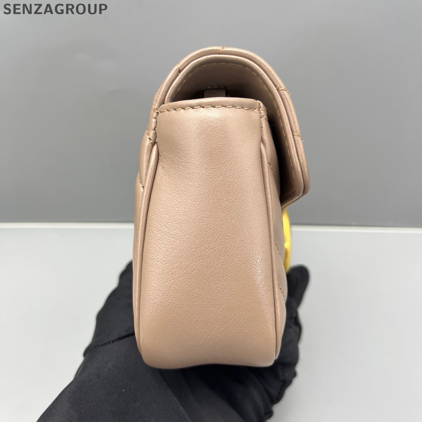 Gucci Marmont Mini Chain Crossbody Bag Beige Gold Hardware Classic Women