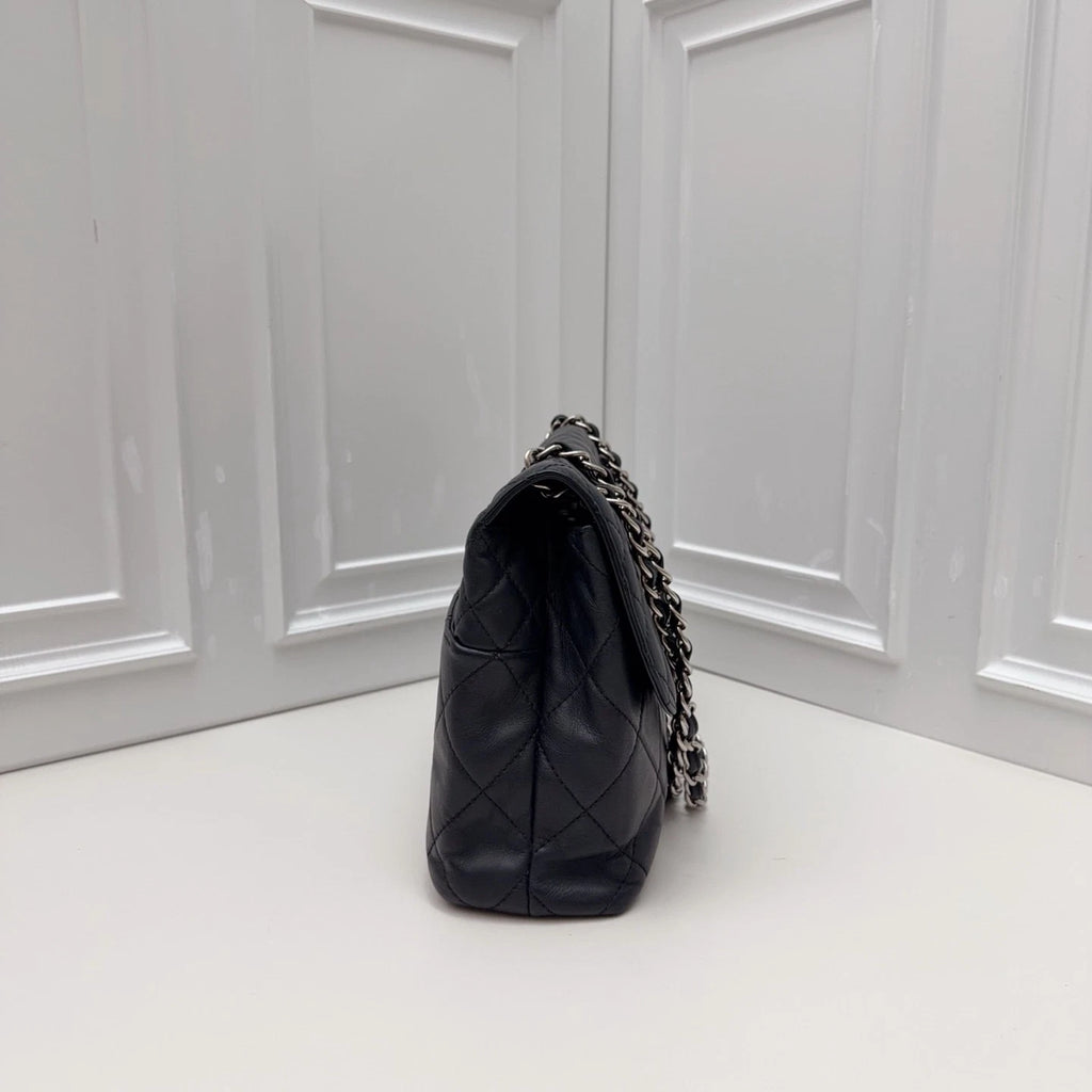 Chanel Diamond Chain Calfskin Shoulder Crossbody Bag Black Silver Women