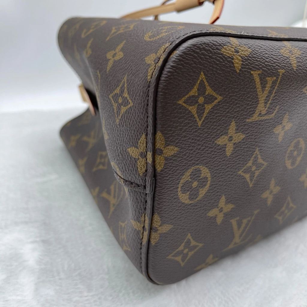 Louis Vuitton Monogram Canvas Bucket Shoulder Crossbody Bag For Women
