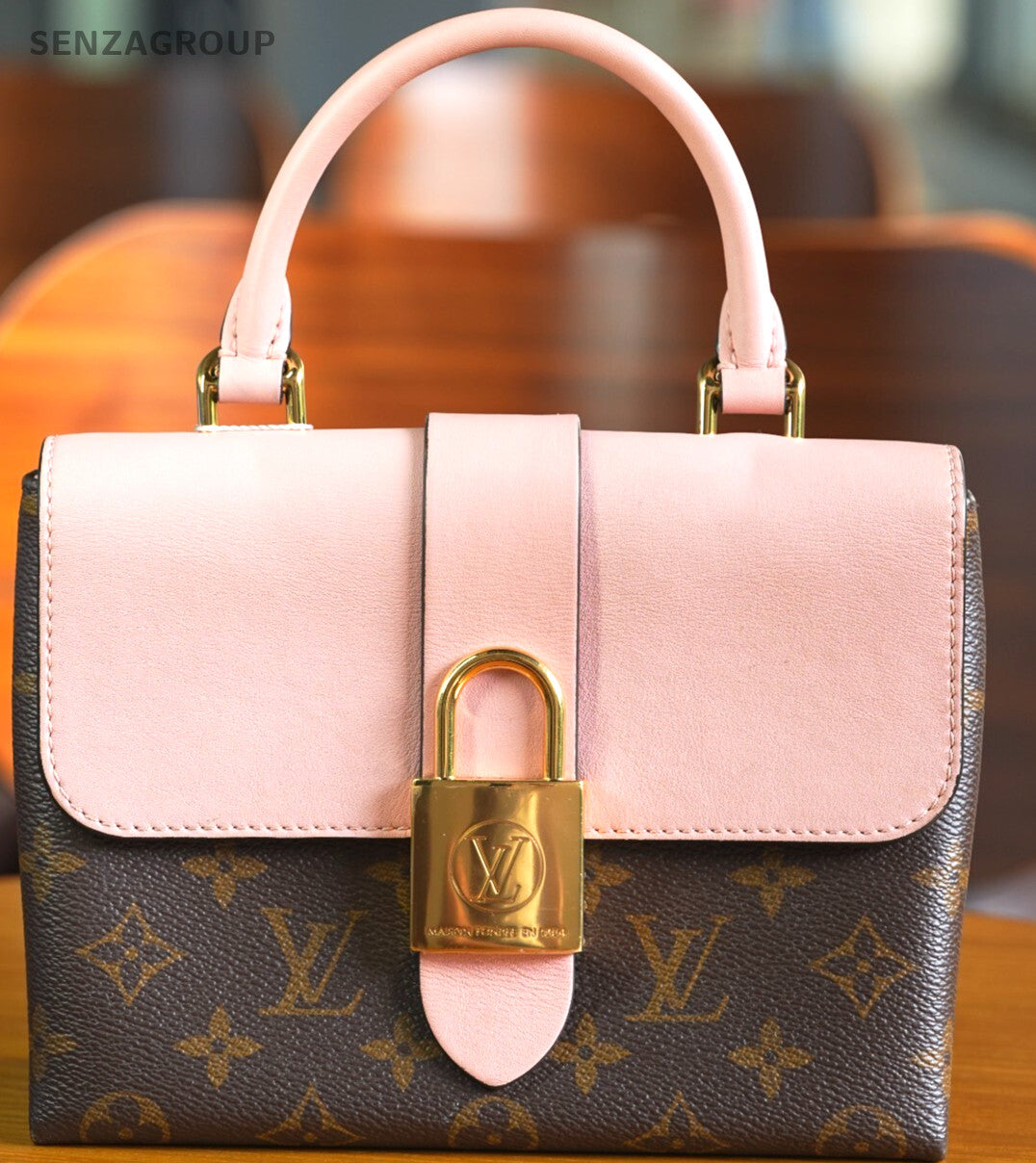 Louis Vuitton Monogram Locky BB Crossbody Handbag M44080