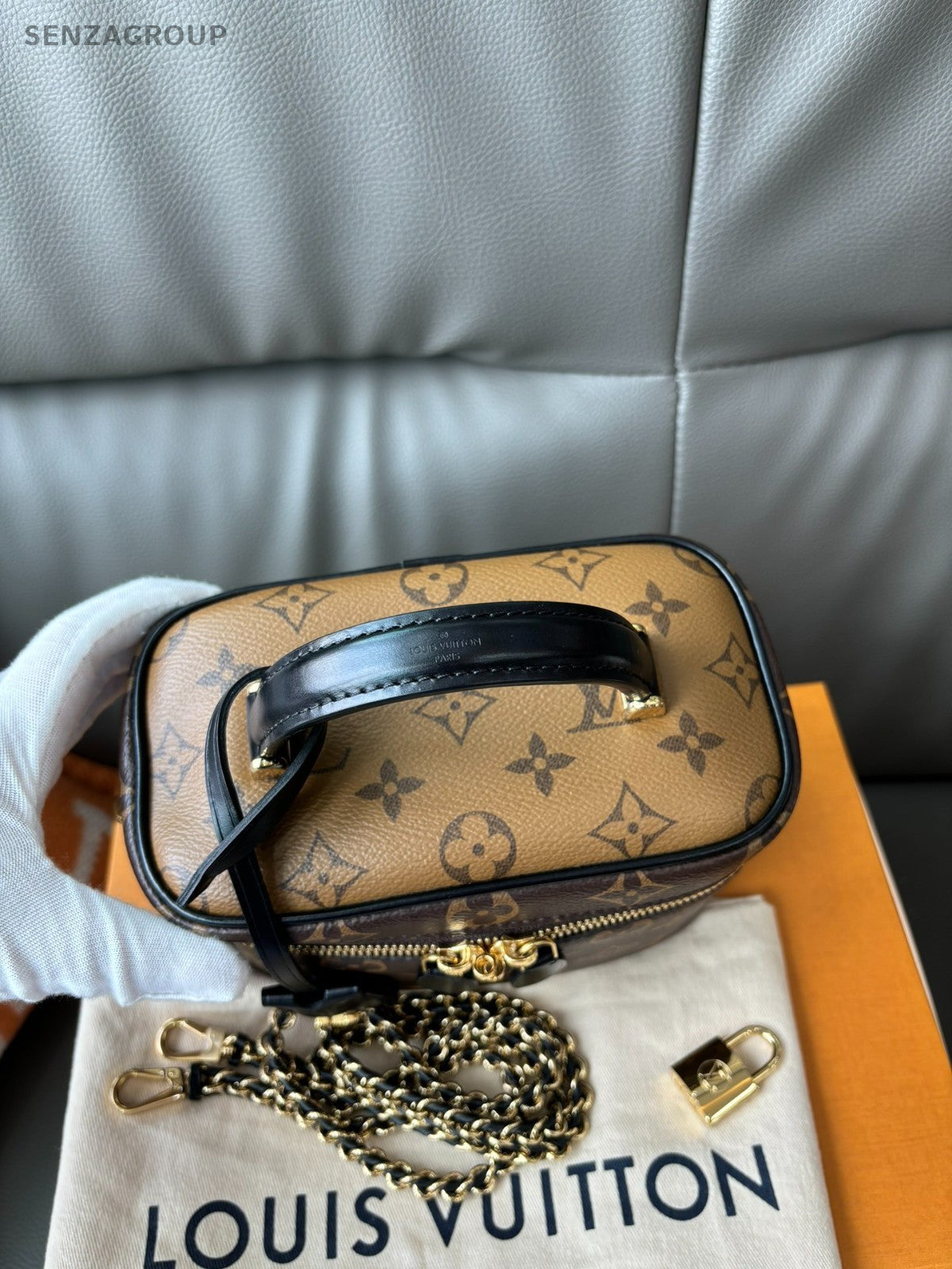 Louis Vuitton Vanity Monogram Top Handle 2WAY Crossbody bag Almost Brand NEW