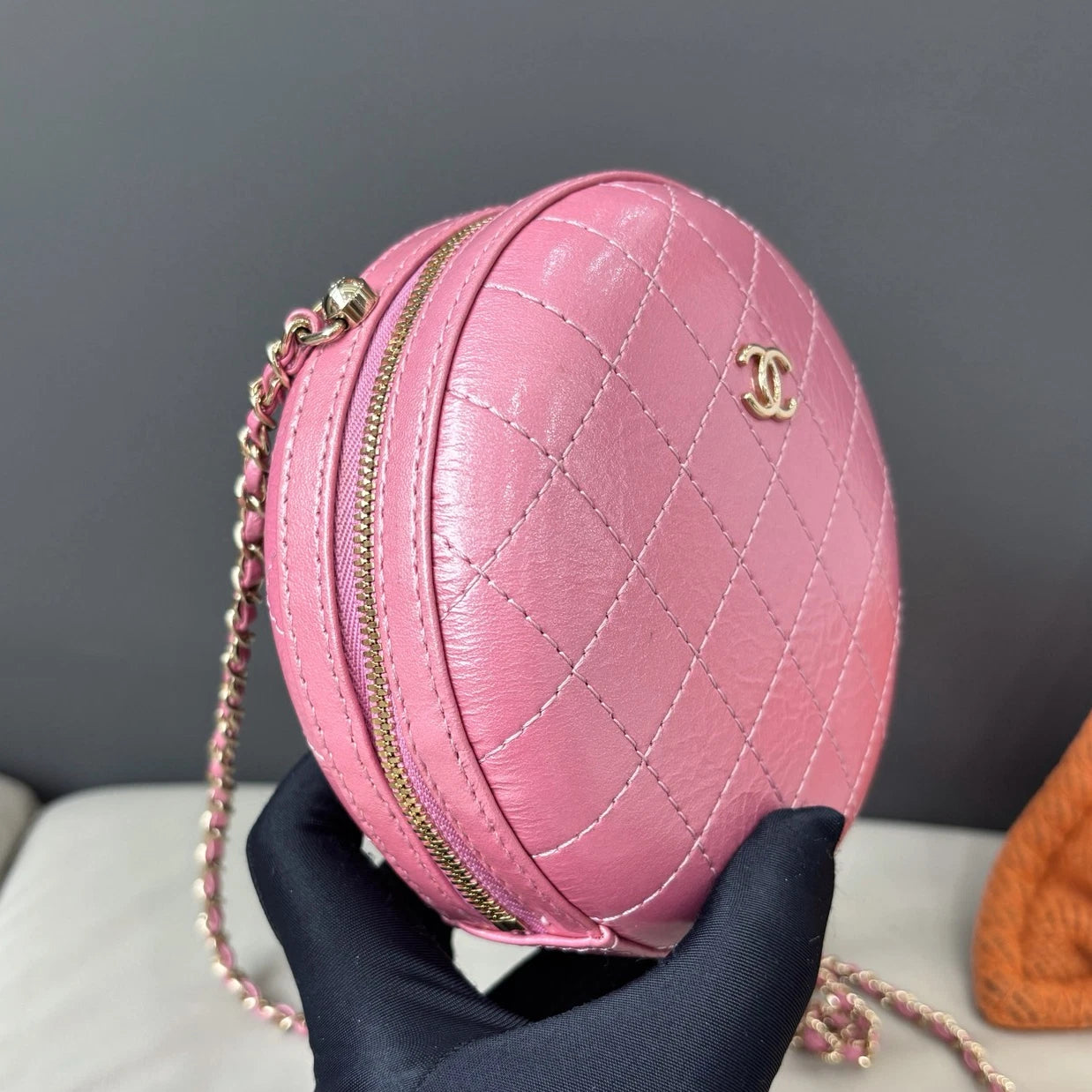 Chanel Diamond Chain Round Bag Crossbody Pink Gold Used Women Classic