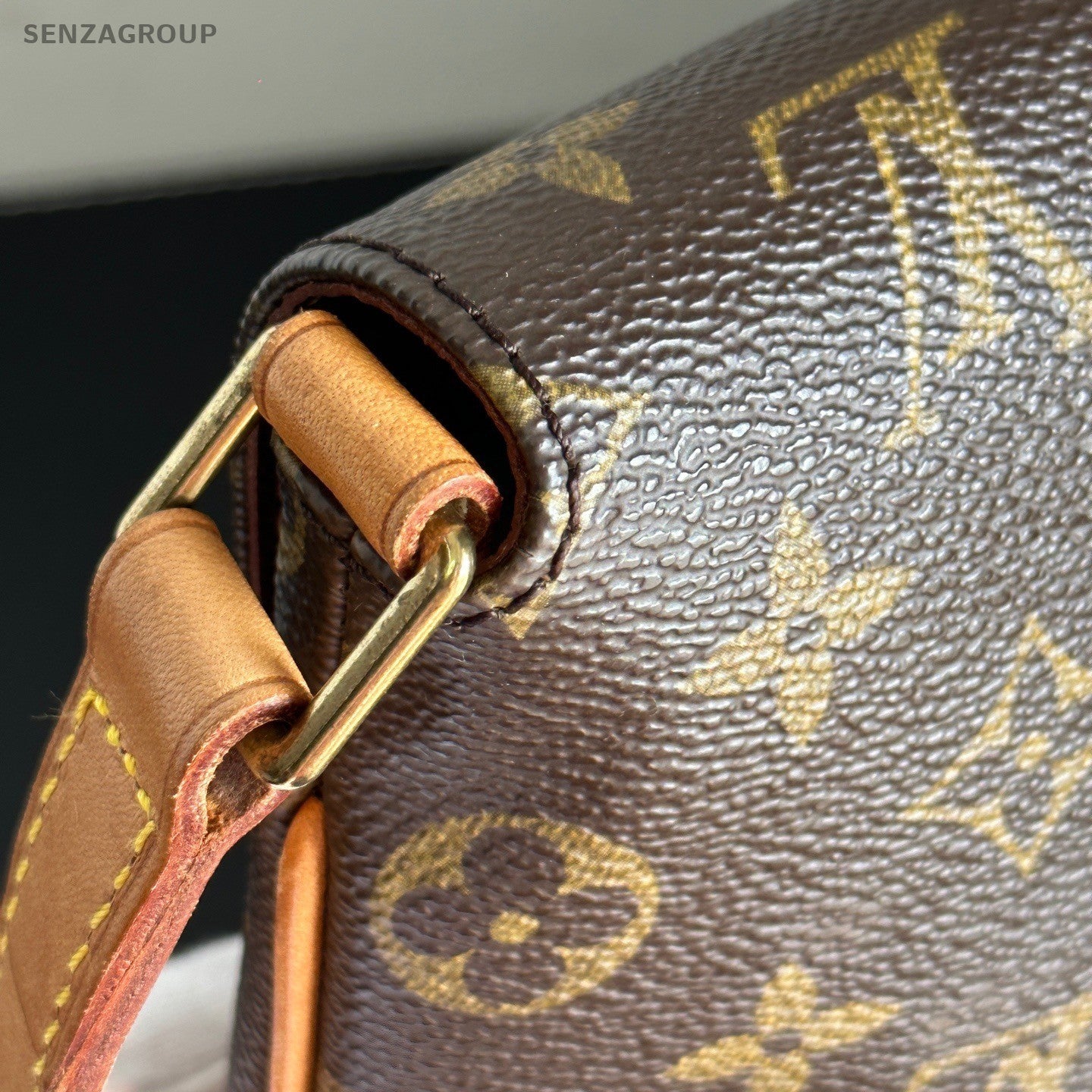 Louis Vuitton Monogram Vintage Shoulder Bag Crossbody Brown Gold Women Classic