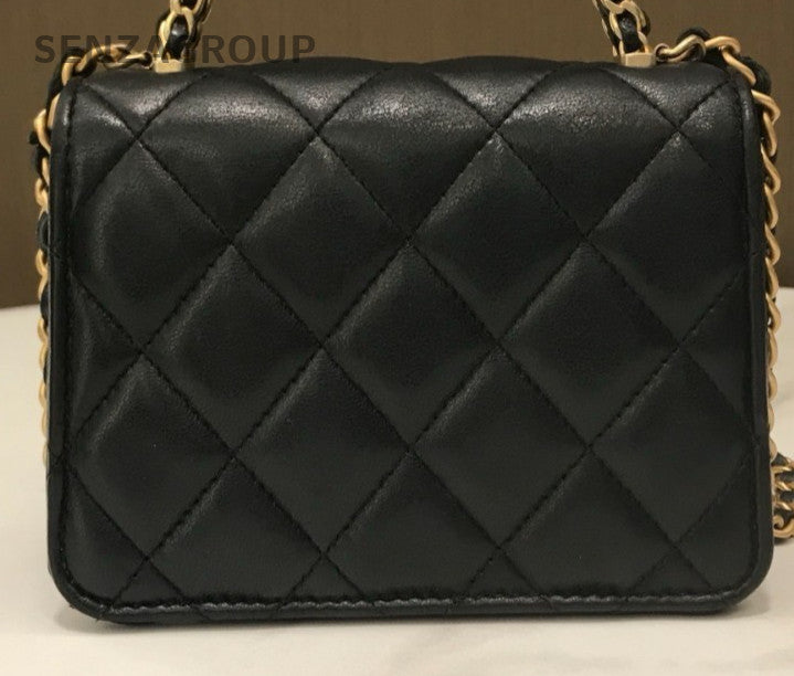 Chanel Lambskin Diamond Pattern Chain Shoulder Bag Crossbody Black Gold Women