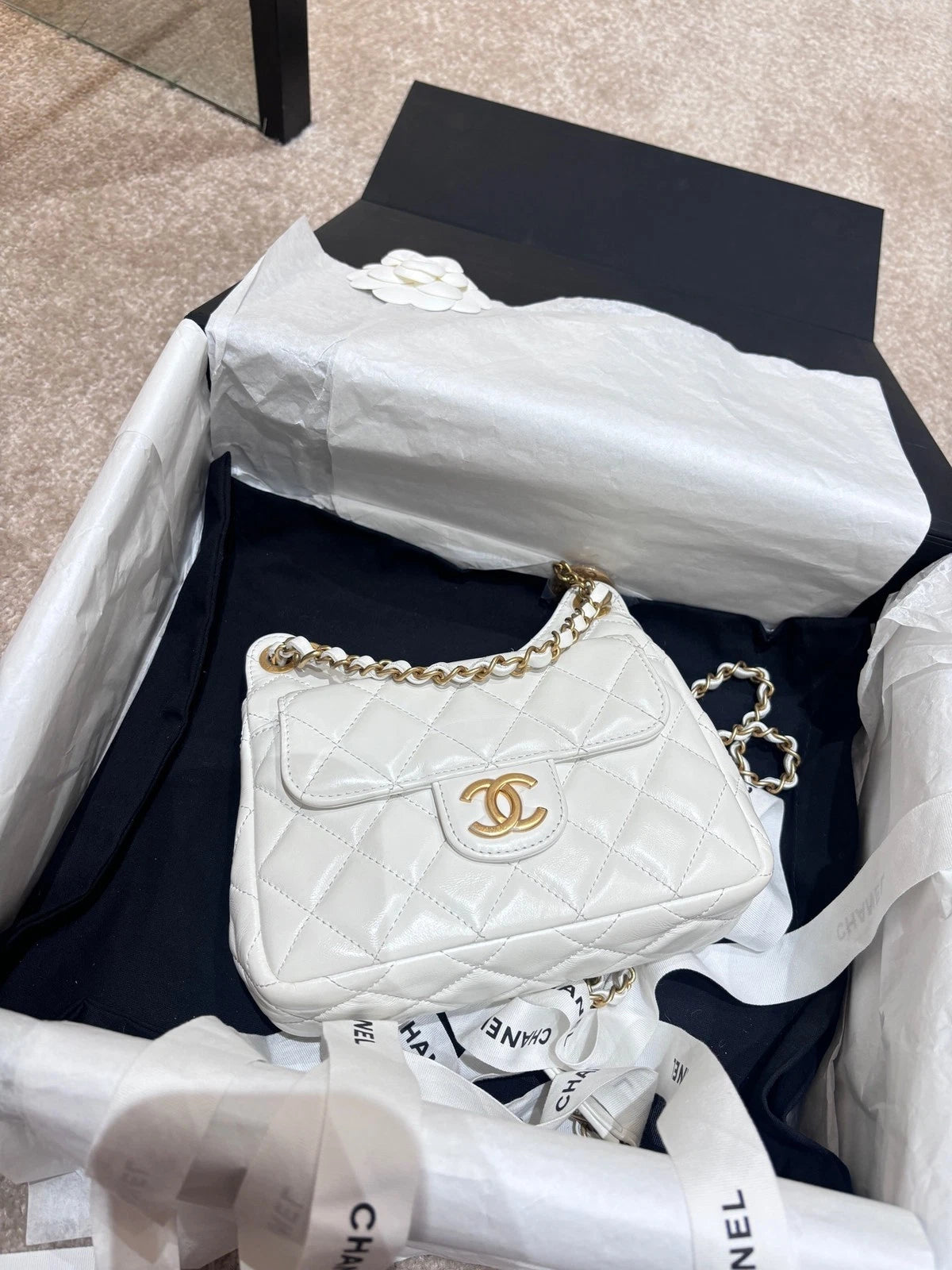 CHANEL White Oil Wax Leather Small Handbag For Women
