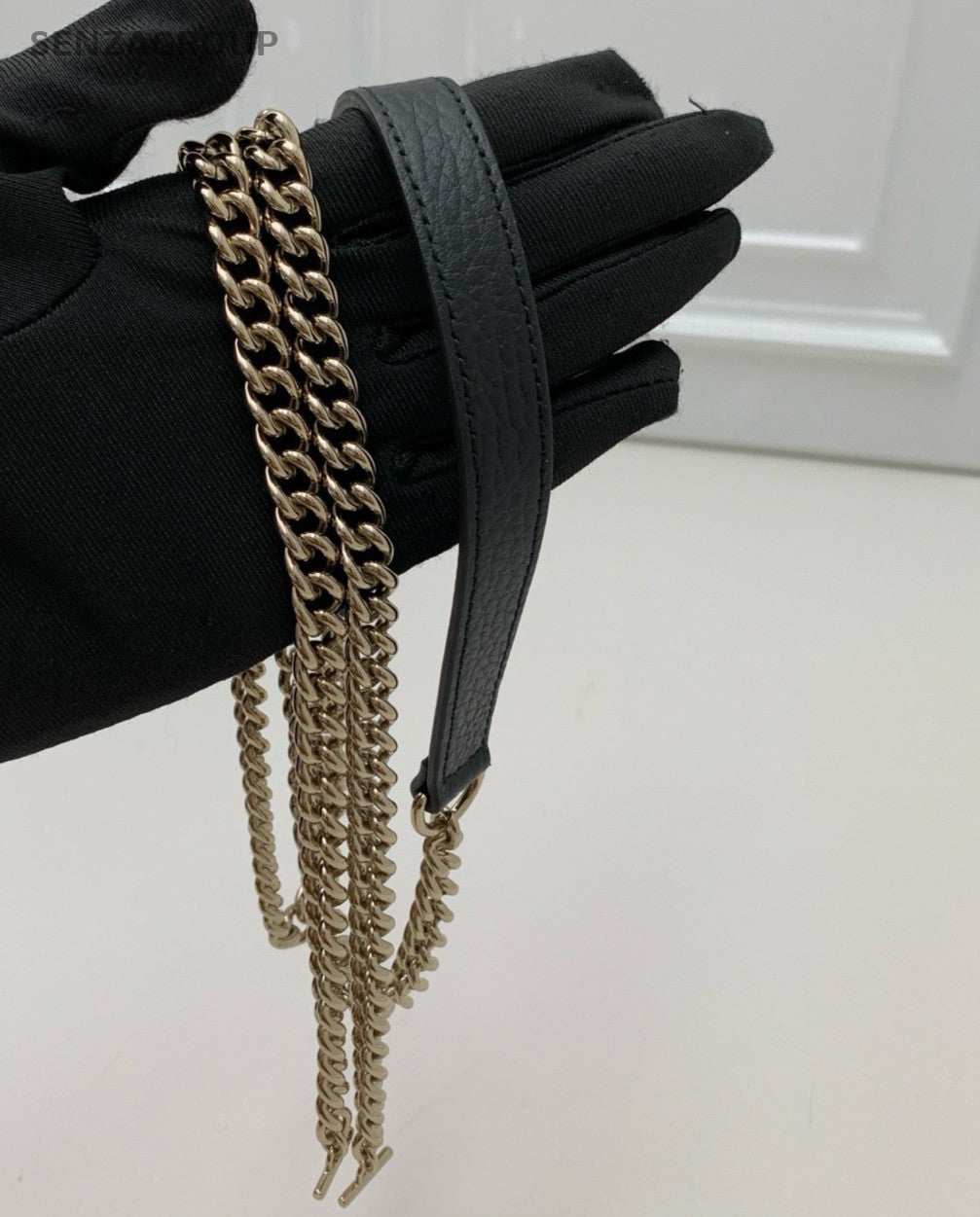 Gucci Calfskin Chain Shoulder Bag Black Gold Women Designer Classic