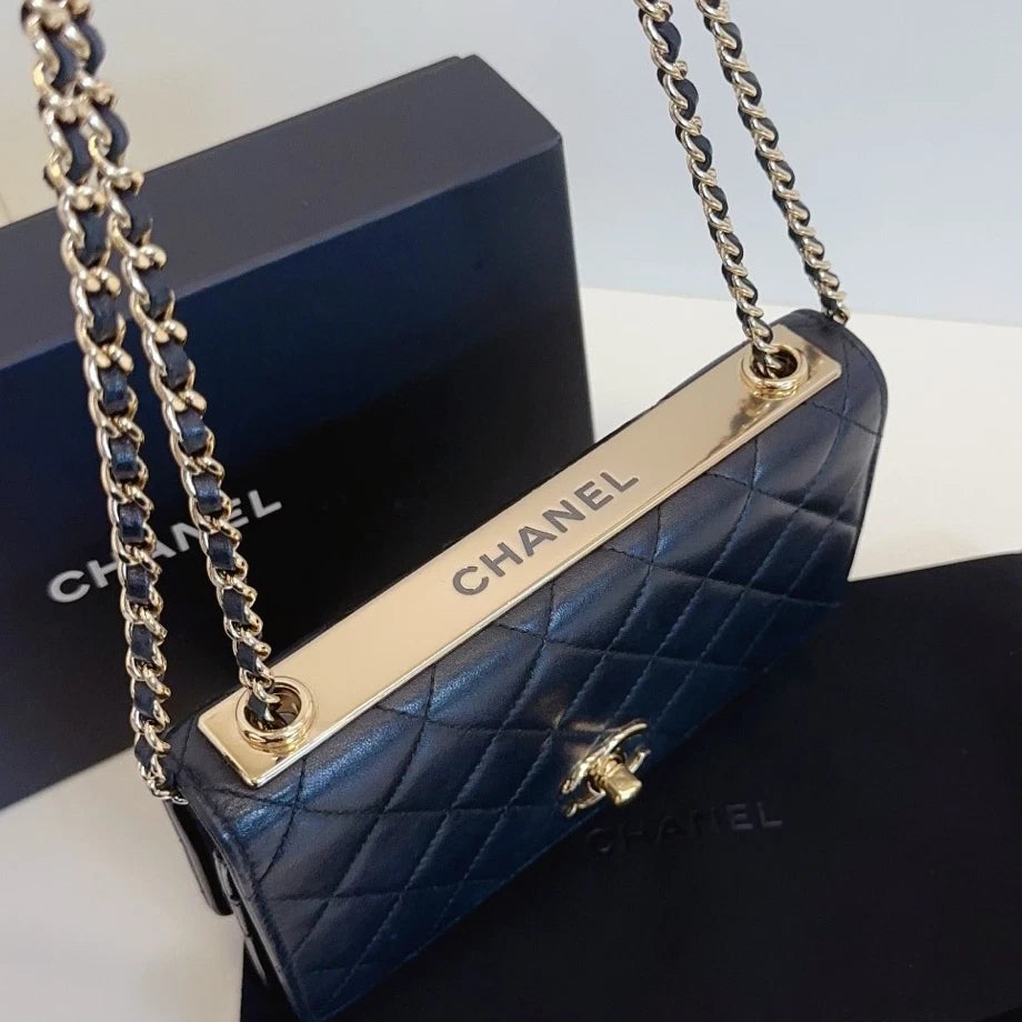Chanel Trendy CC WOC Chain Shoulder Crossbody Black Gold Women Classic