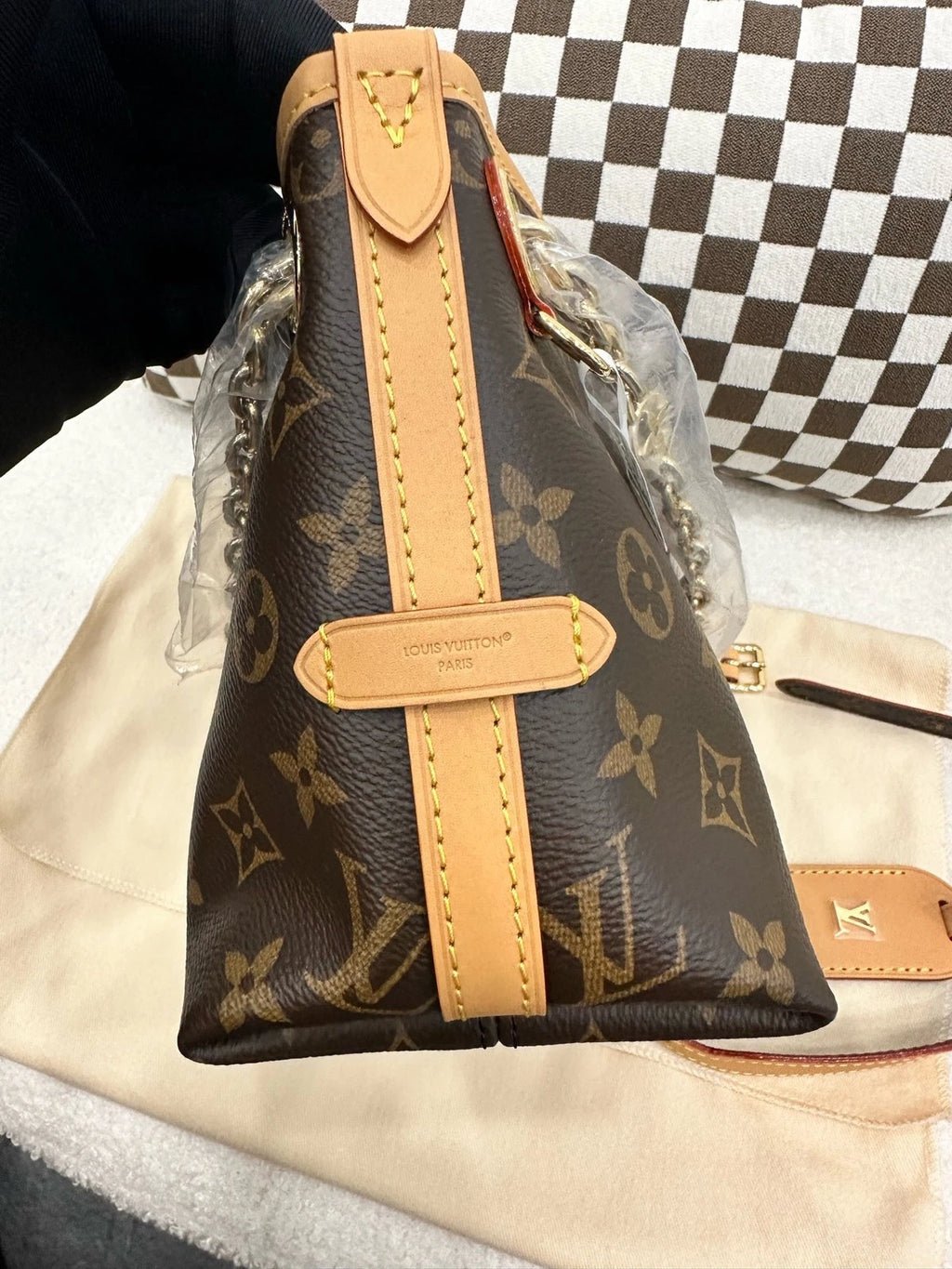 Louis Vuitton Carryall Canvas Tote Bag Excellent