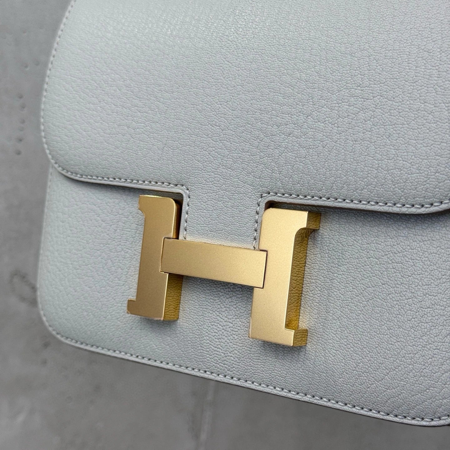 Hermes Constance19 Goat Leather Shoulder Bag For Women Gray Gold Hardware