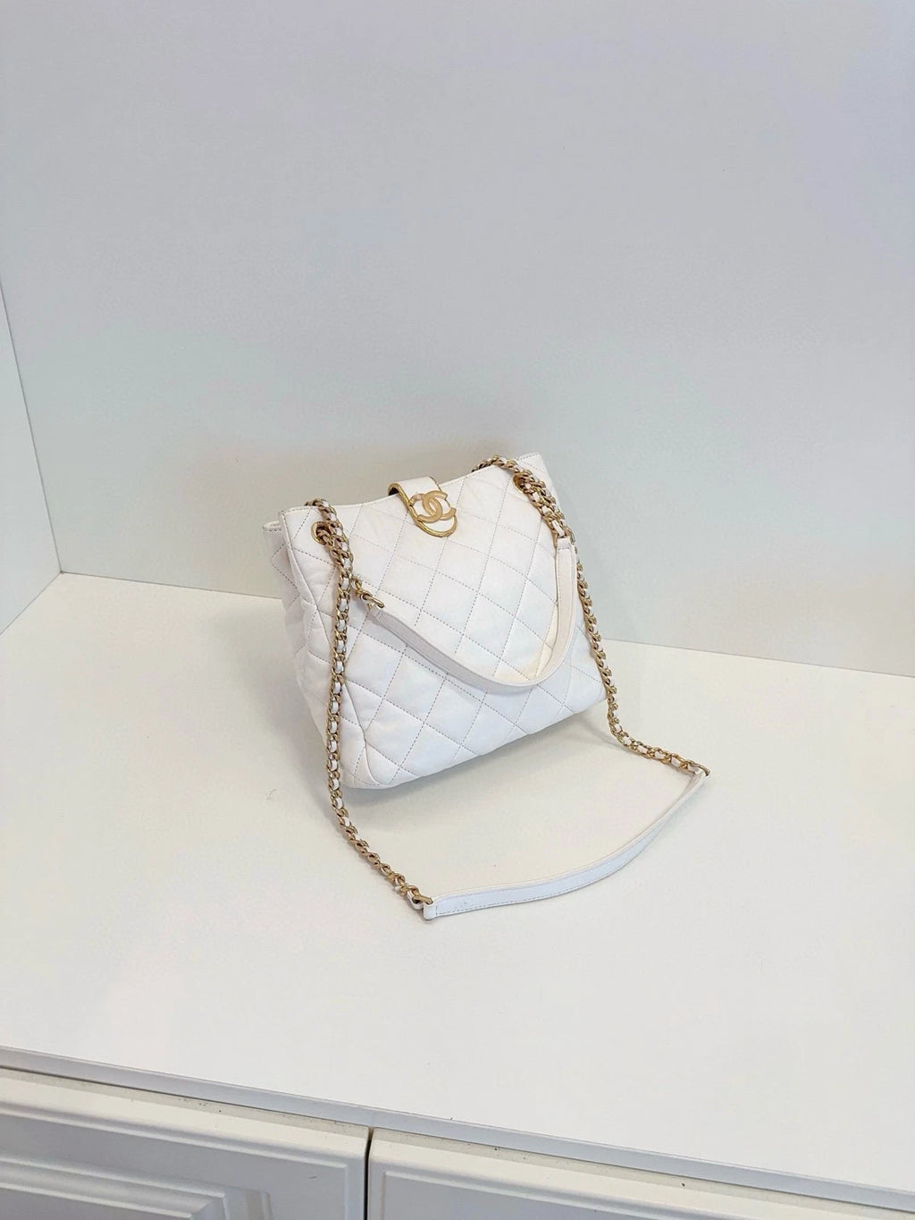 CHANEL White Gold Hardware Small Hobo Handbag For Women