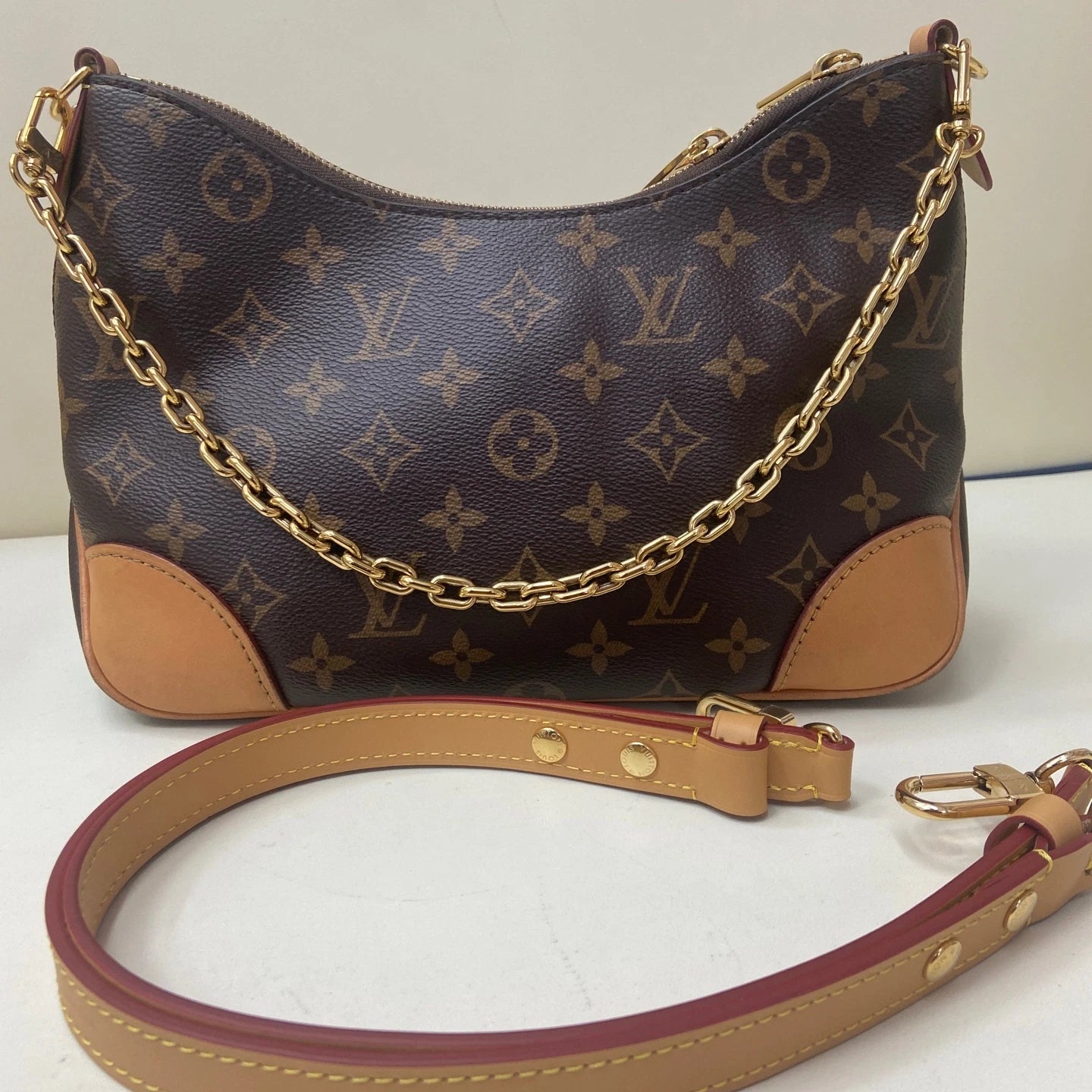 Louis Vuitton Boulogne Monogram Canvas Shoulder Bag Crossbody Excellent