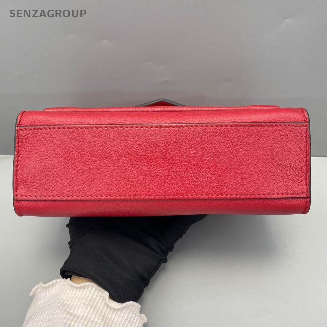 Louis Vuitton Lockme MM Chain Strap Shoulder bag Red Women