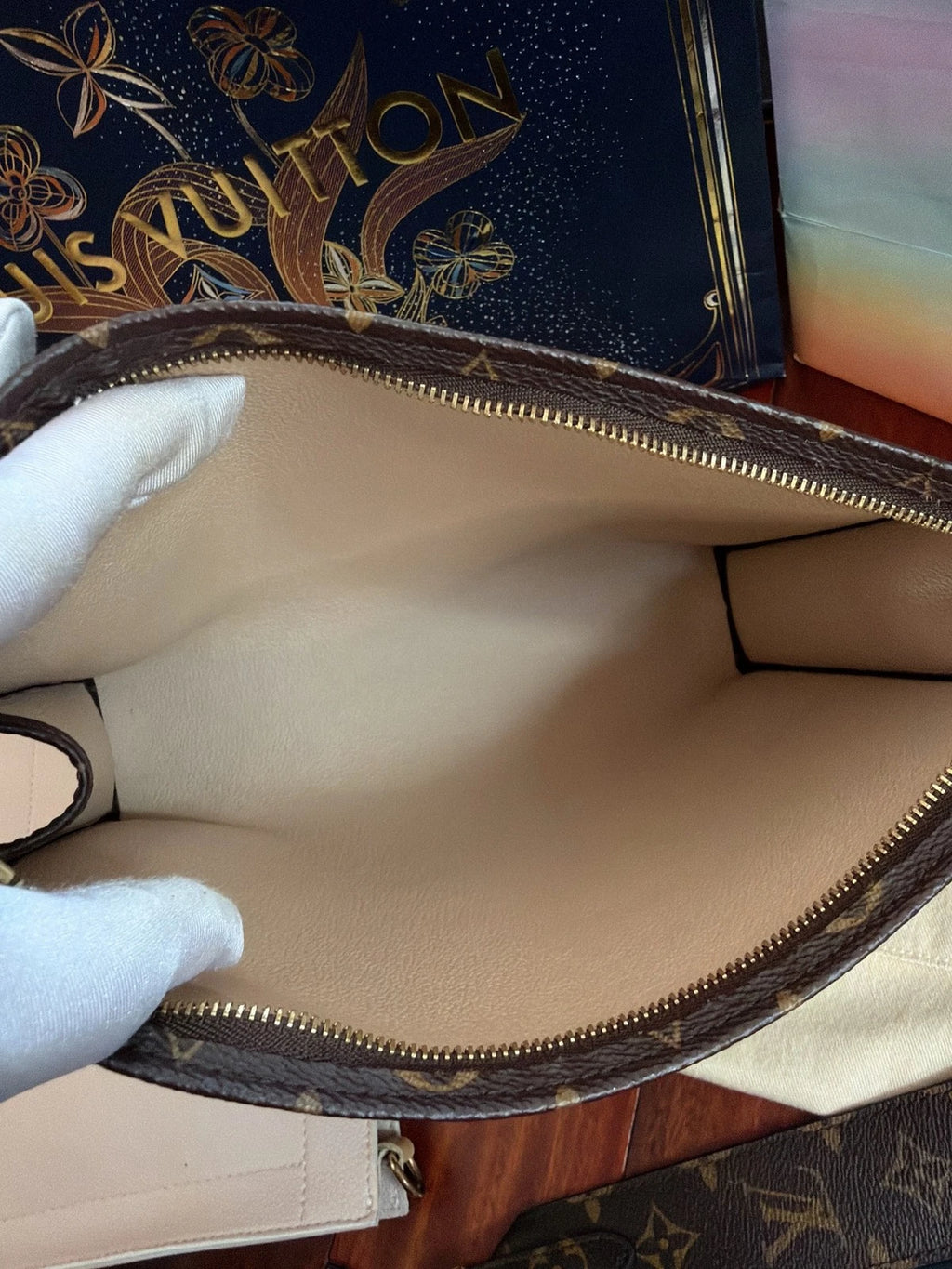 Authentic Louis Vuitton Monogram Canvas Shoulder Crossbody Bag Brown GHD