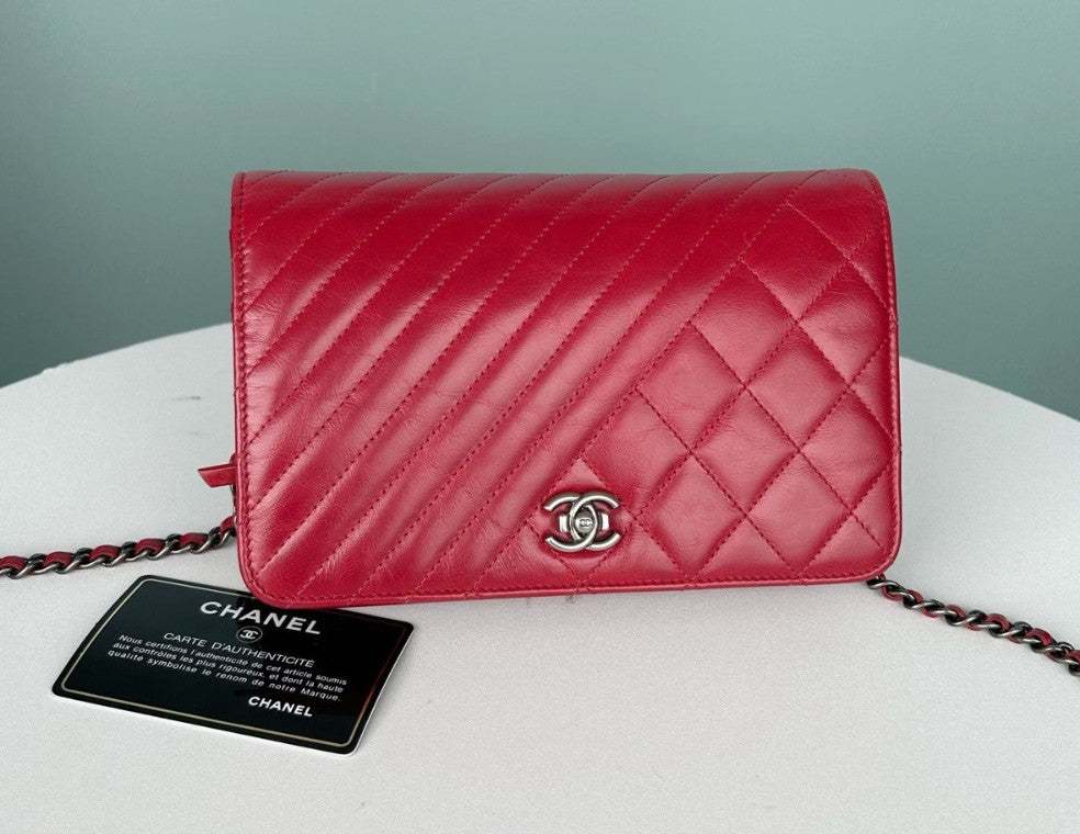 CHANEL CC Woc Oil waxed leather Chain Shoulder bag Crossbody Red Silver Women