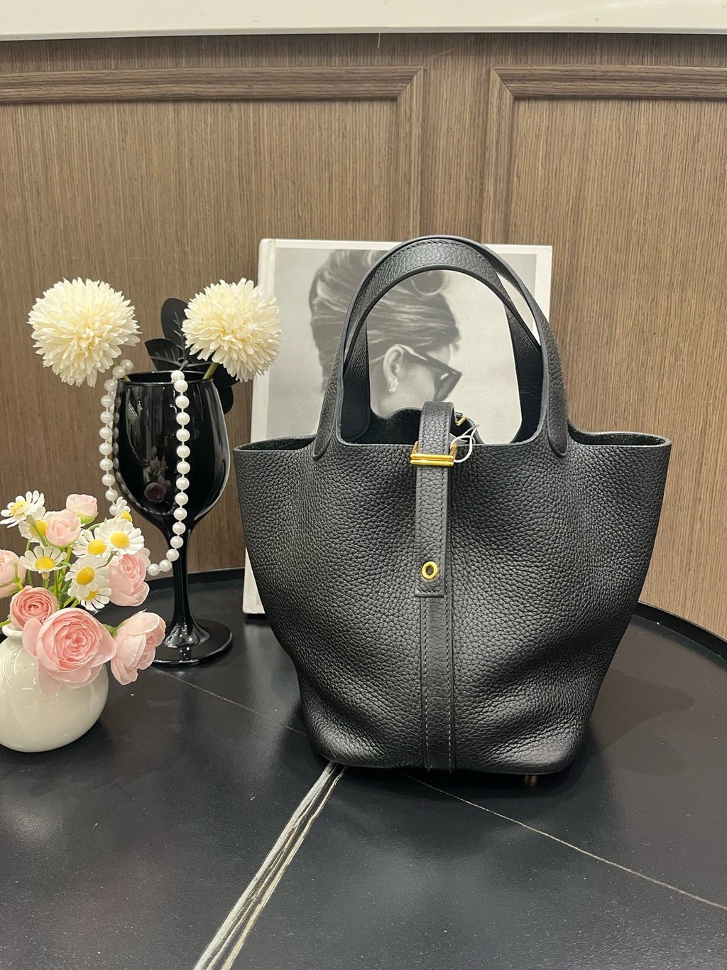 Hermes Black Leather Picotin18 Gold Hardware Bucket Bag For Women