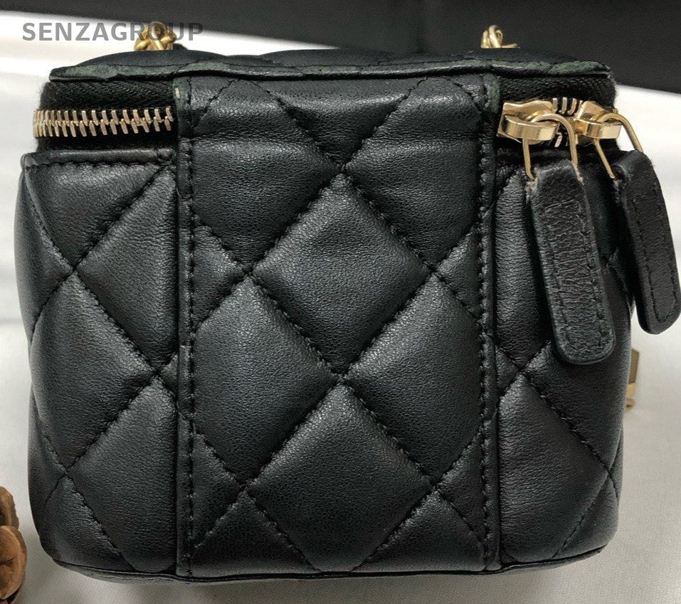 Chanel Lambskin Chain Shoulder Bag Crossbody Black Gold Diamond Women Classic