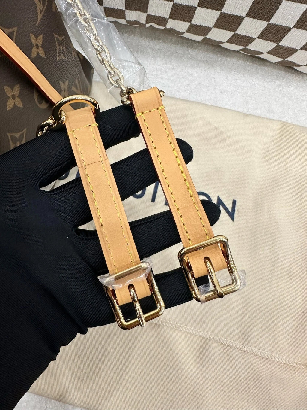 Louis Vuitton Carryall Canvas Tote Bag Excellent