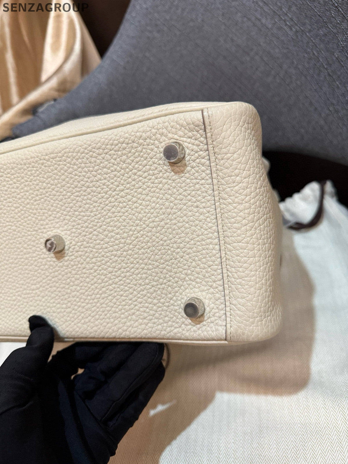 Hermès Lindy 26 Bag White Palladium Hardware - Classic Fashion Women's Handbag