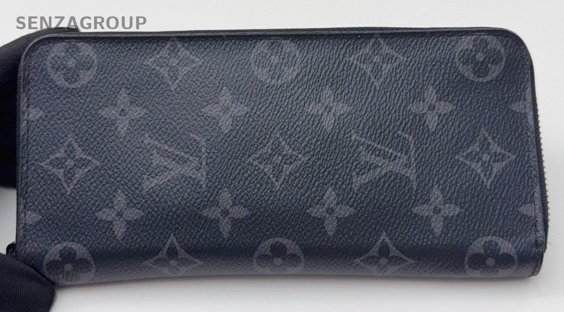 Louis Vuitton  Zippy Monogram Long Wallet Black Unisex Adults Classic