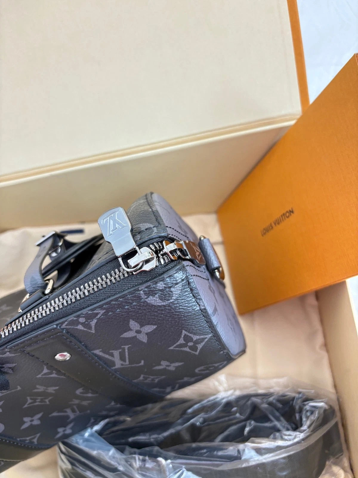 Louis Vuitton Keepall27 Canvas Handbag For Women