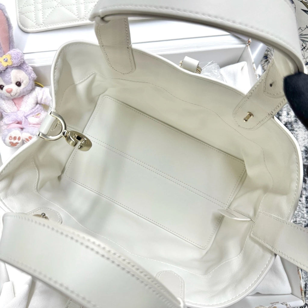 Dior Toujours Small Horizontal White Gold Leather Shoulder Bag For Women