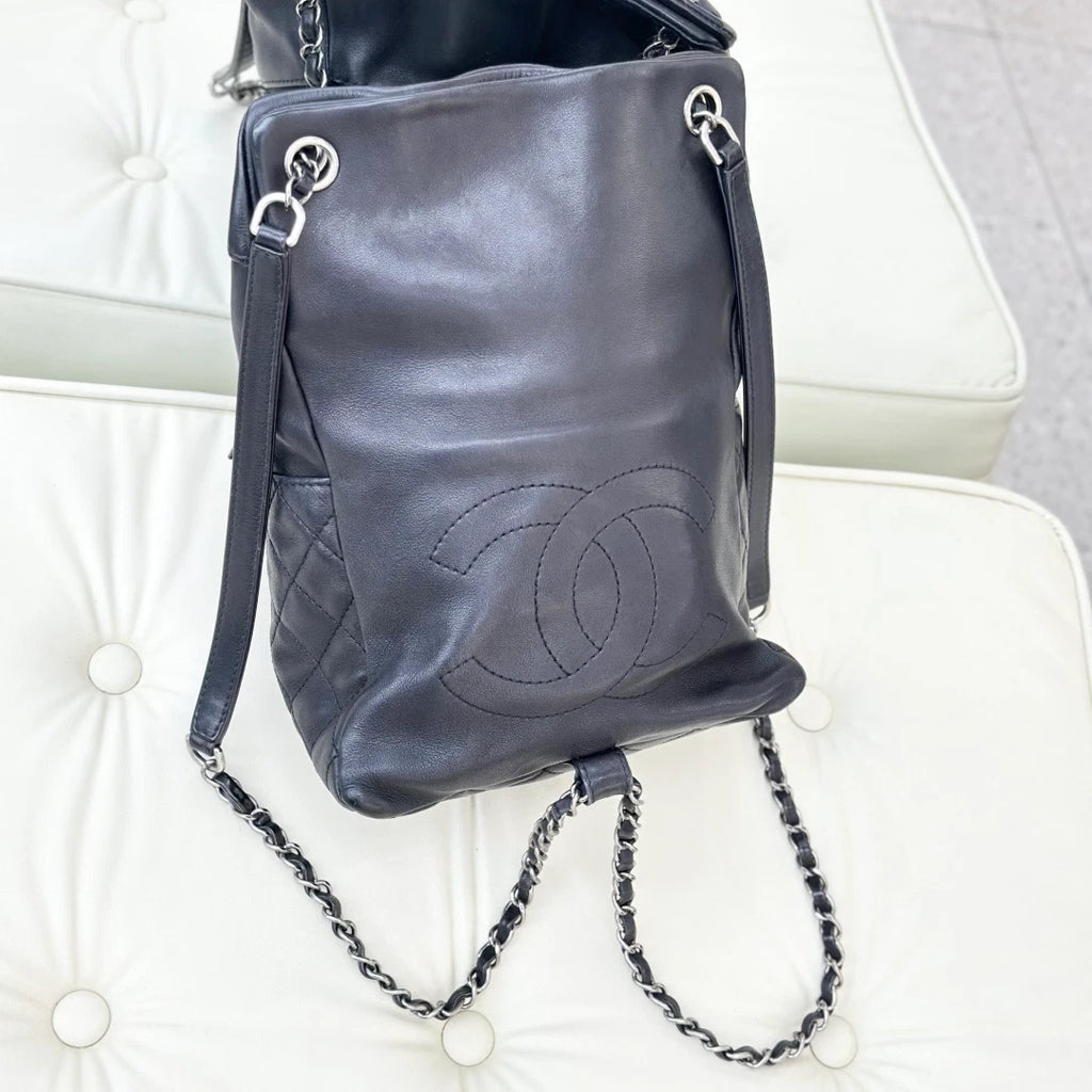 Chanel Backpack Calfskin Chain Black Silver Hardware Women Fashion S