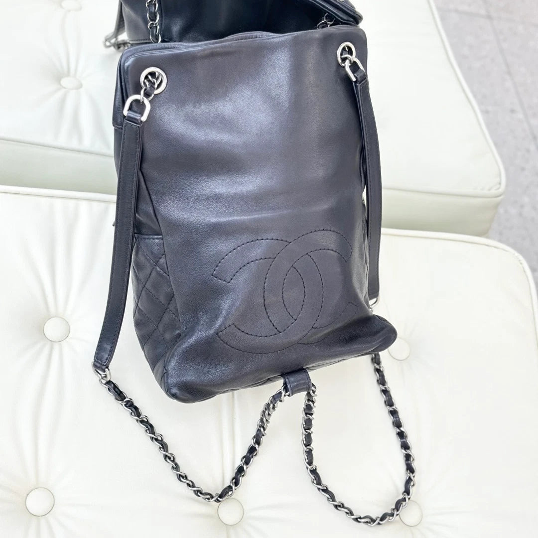 Chanel Backpack Calfskin Chain Black Silver Hardware Women Fashion S