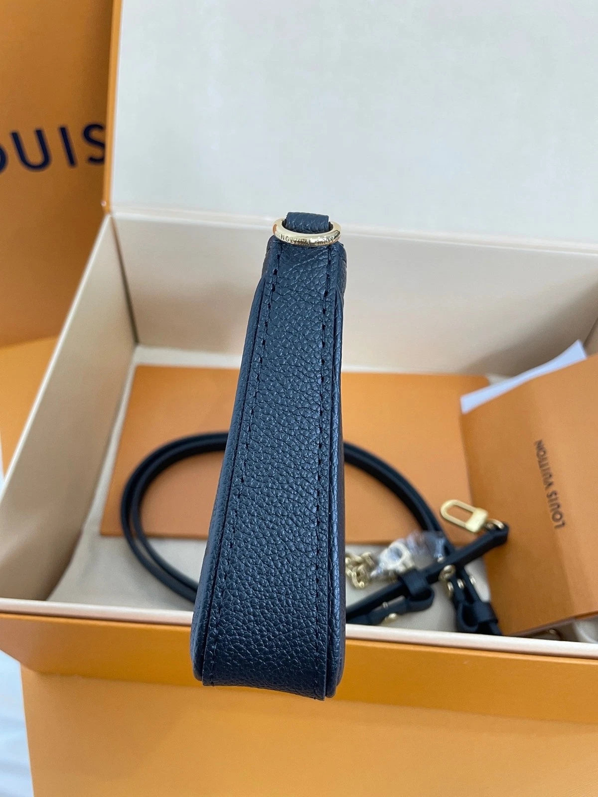 Louis Vuitton Easy Pouch On Strap Crossbody Handbag Women