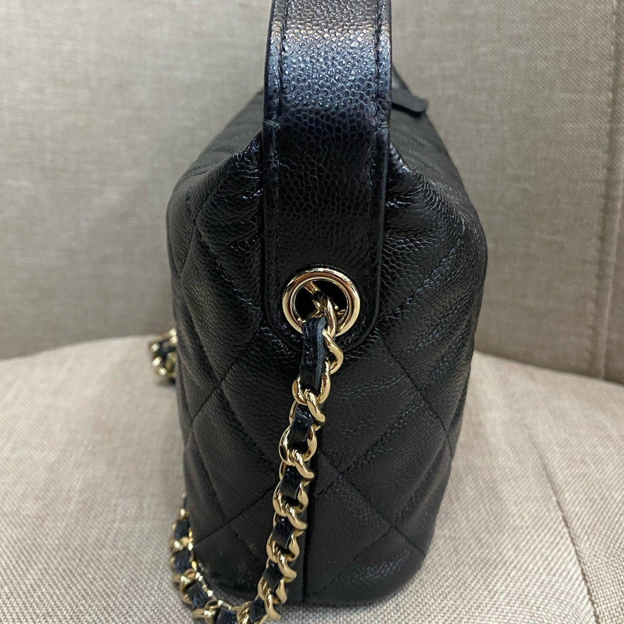 Chanel 25C Black Gold Quilted Chain Shoulder Bag Classic Women's Fashion