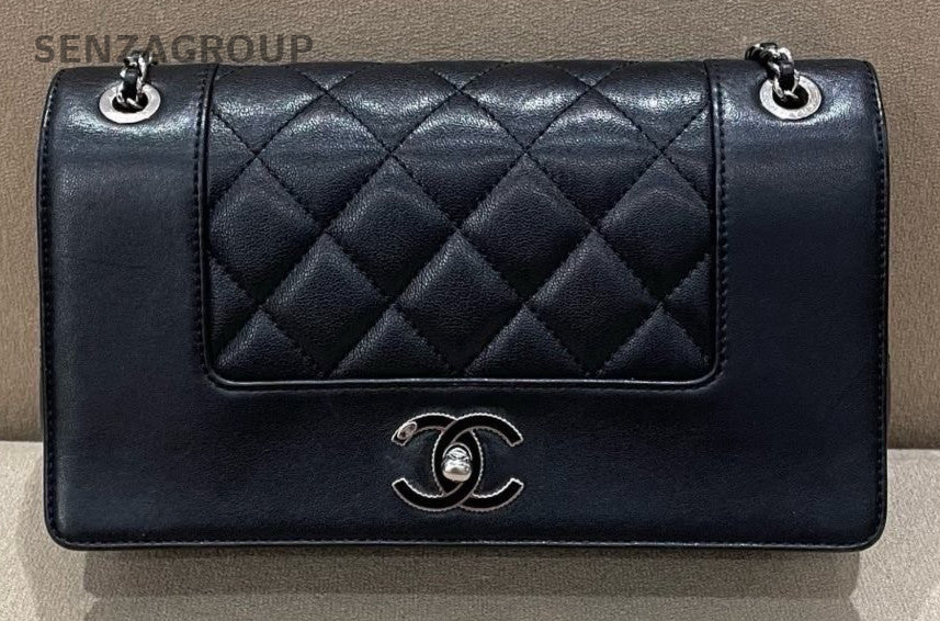 Chanel Classic Flap PM Chain Shoulder Bag Black Silver Women Diamond Pattern