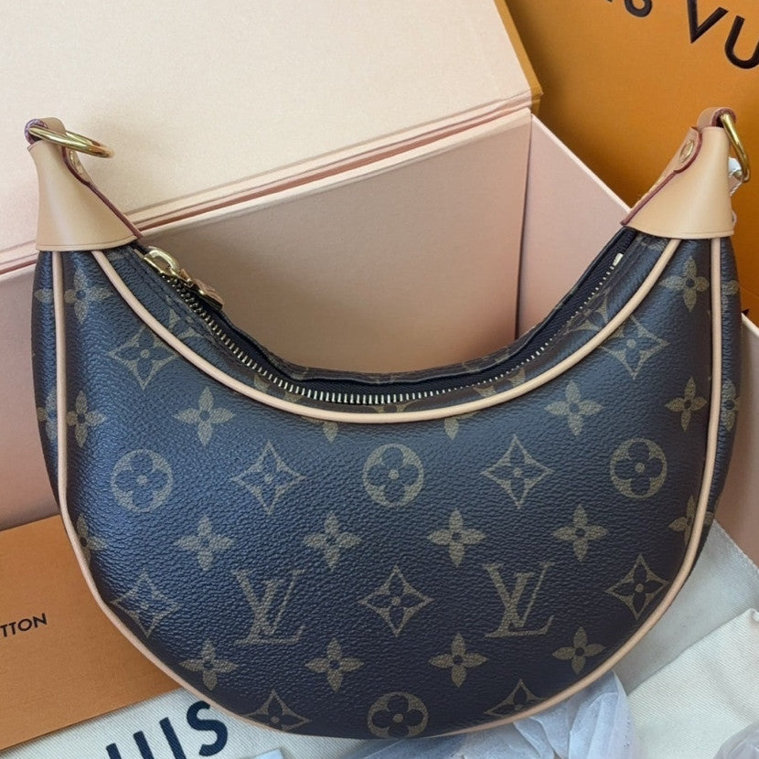 Louis Vuitton Monogram Pochette Accessoires Brown Gold Women's Classic Bag