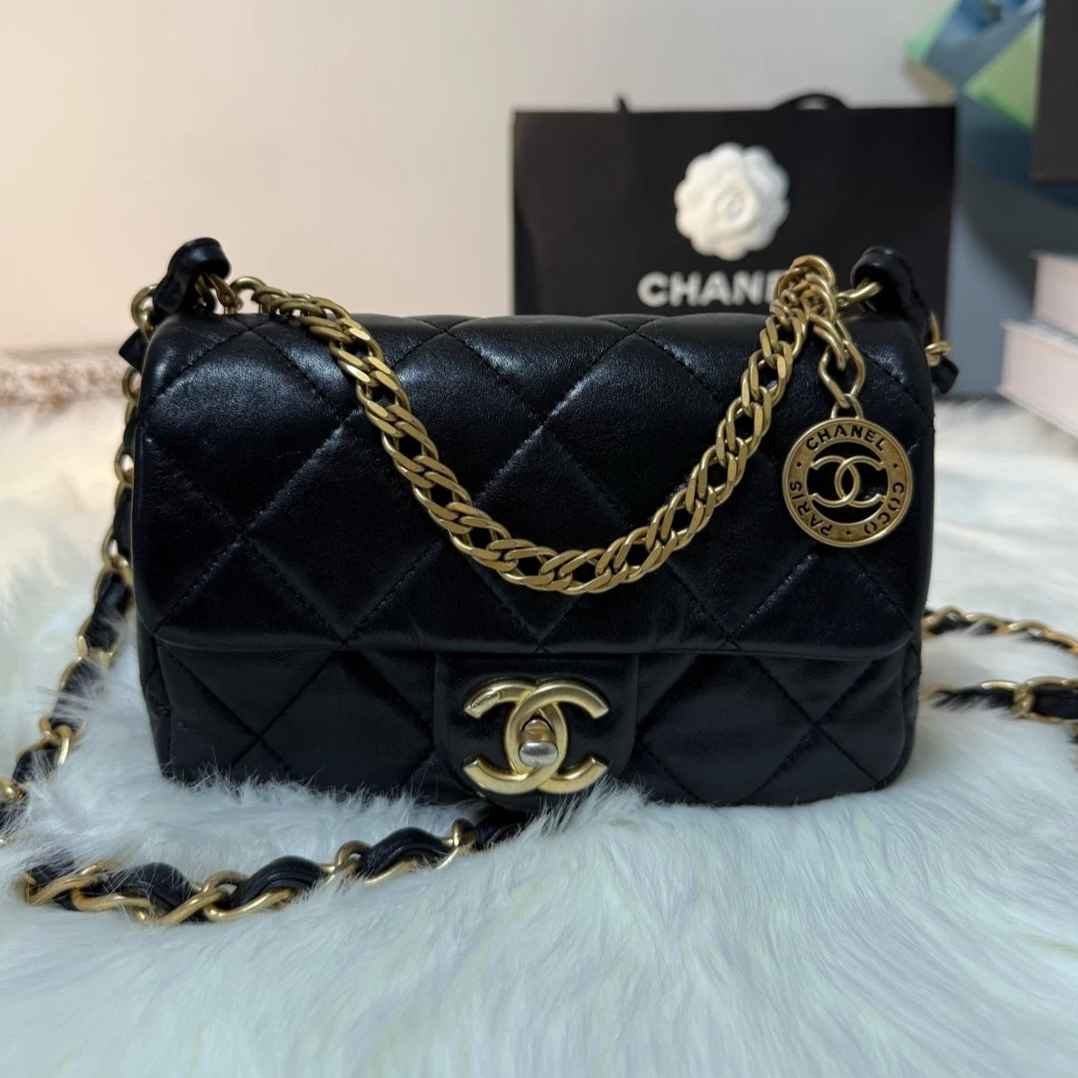 Authentic CHANEL Square Classic Flap Crossbody Bag For Women Pre-owned