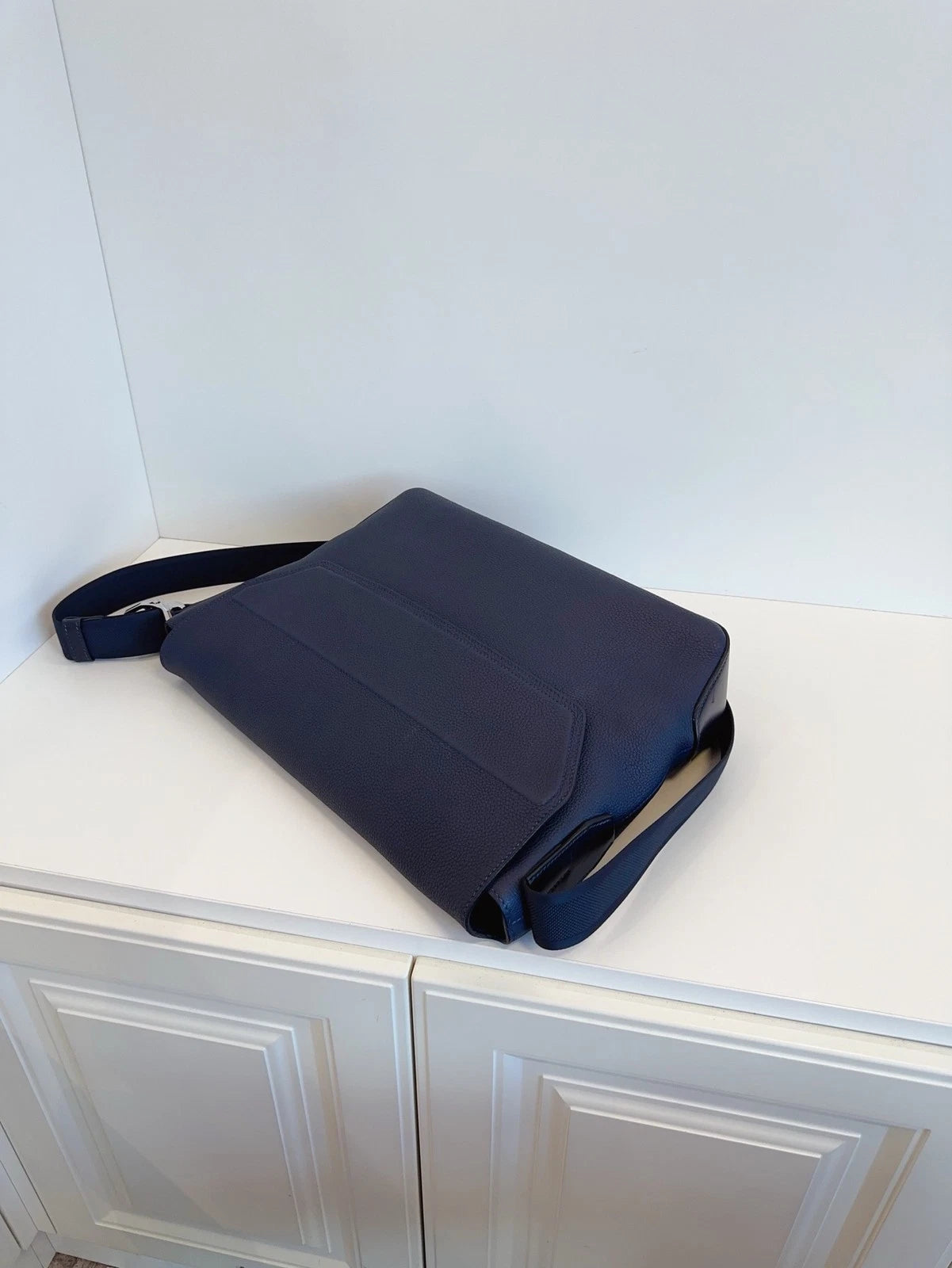 Hermès Citynews Messenger Bag Togo Leather Midnight Blue Classic