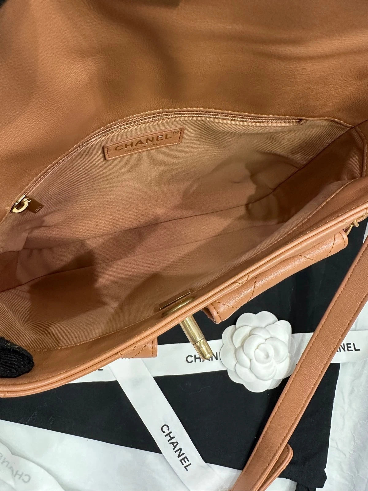 CHANEL Caramel Small Hobo Underarm Shoulder Bag For Women