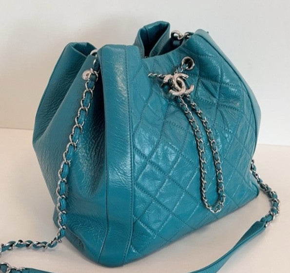 Chanel Diamond Drawstring Bucket Chain Shoulder Bag Crossbody Green Silver Women