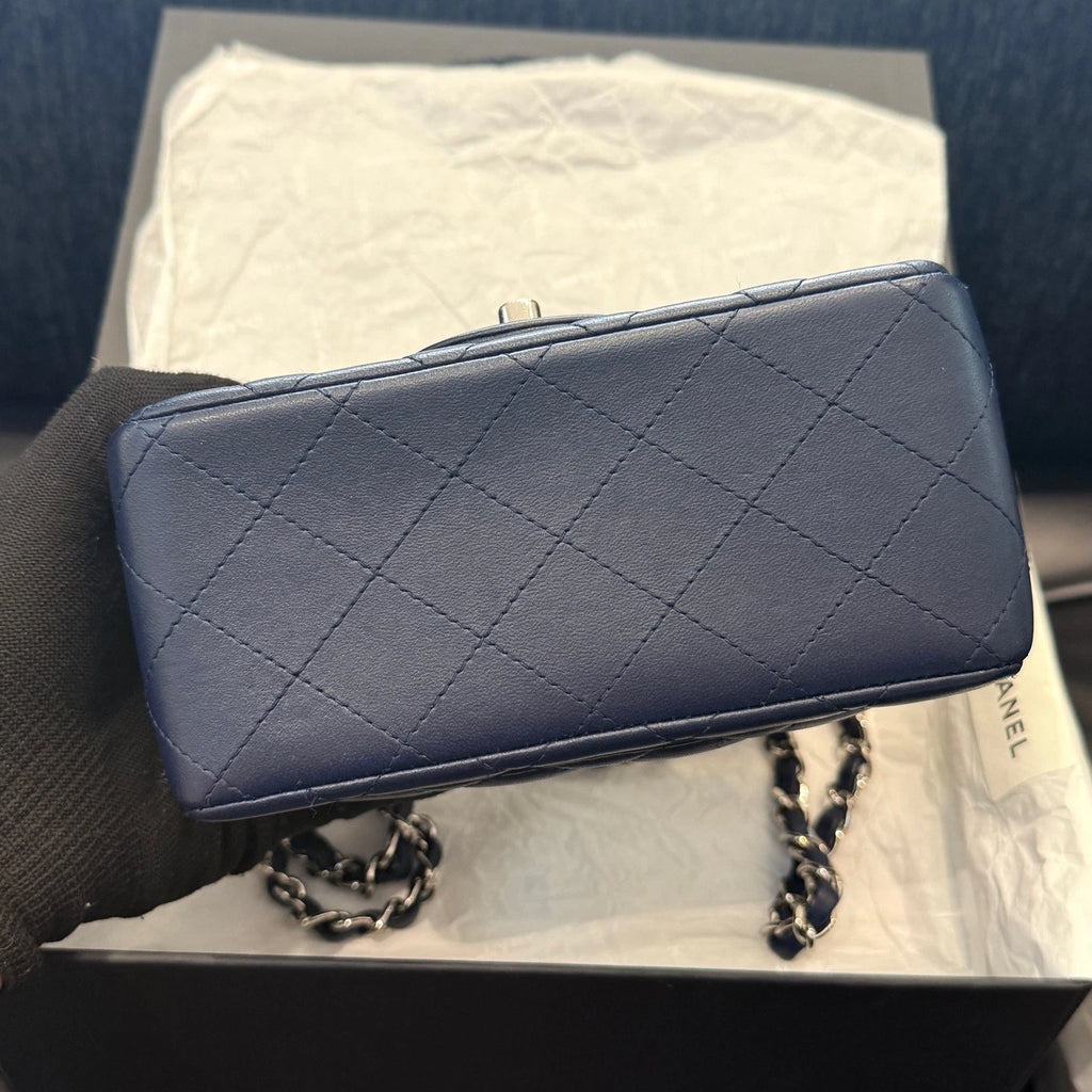 Chanel Classic Flap Lambskin Chain Crossbody Blue Silver Diamond Women Fashion