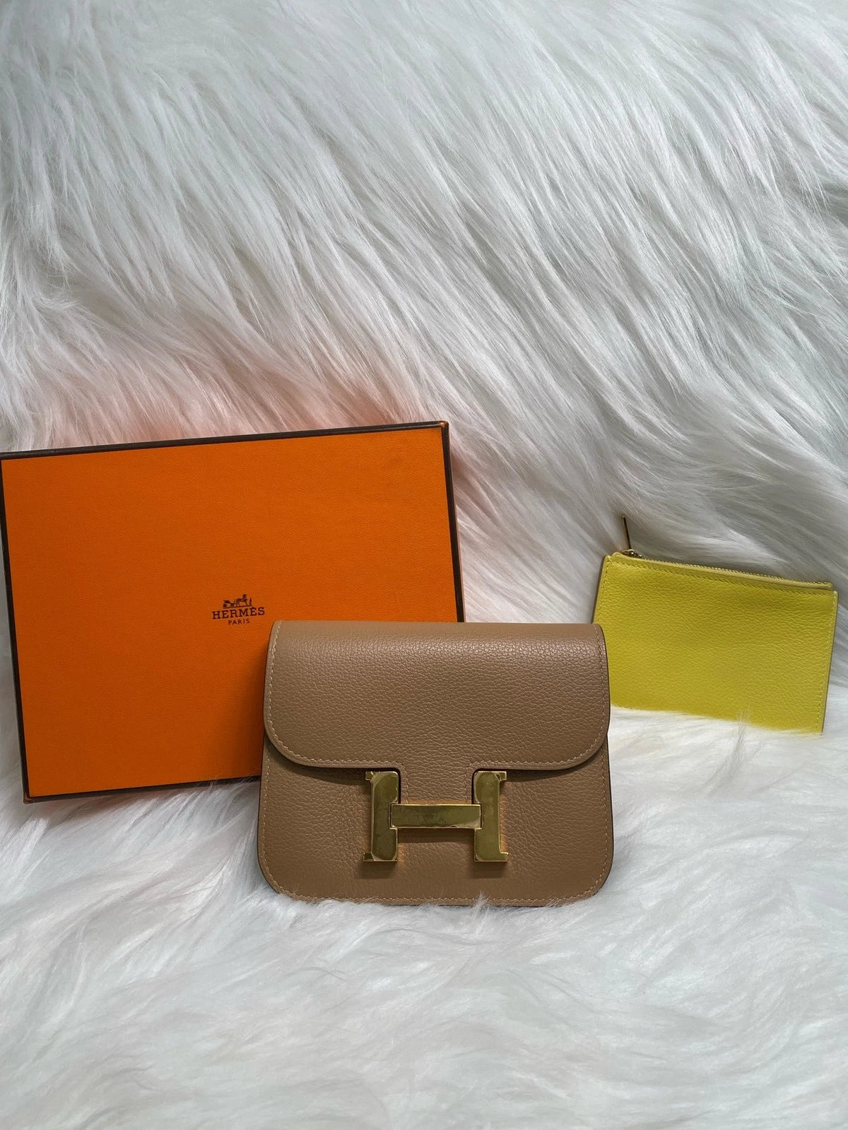 Hermes Leather Slim Two-tone U Engraving Wallet Waist Bag For Women