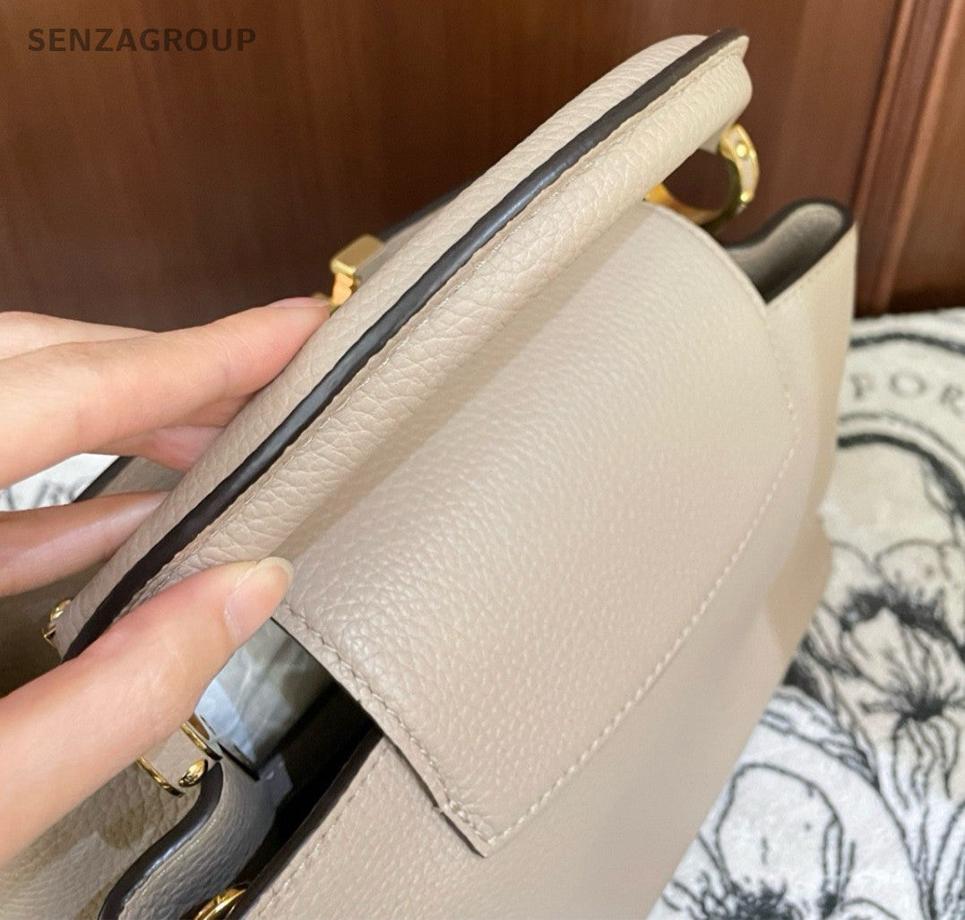 Louis Vuitton Capucines MM Top Handle Bag Crossbody Apricot Gold Women Classic