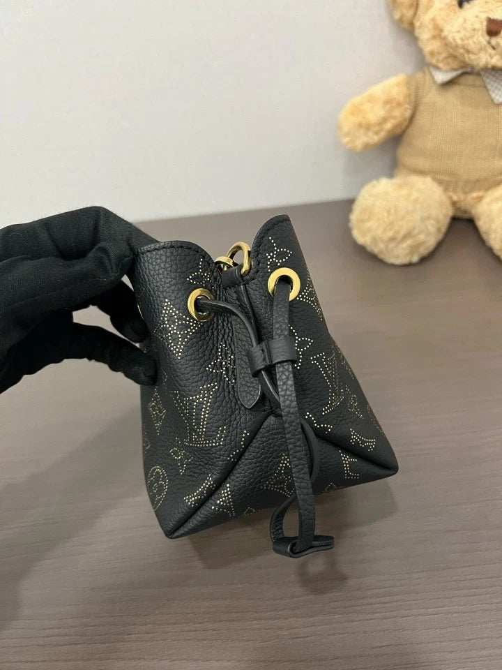 Louis Vuitton Bella Small Drawstring Bucket Bag Shoulder Bag Crossbody
