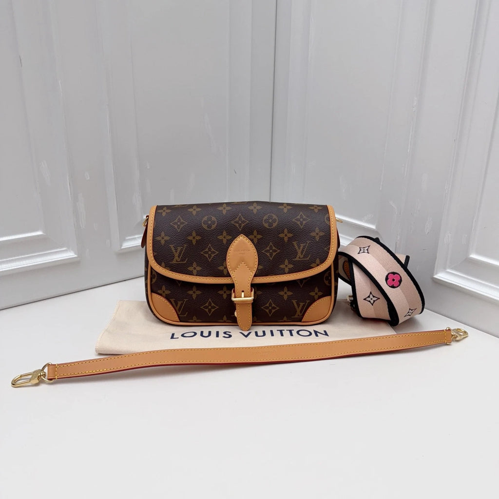 New Louis Vuitton Diane Monogram Canvas Shoulder Bag Crossbody with 2Straps