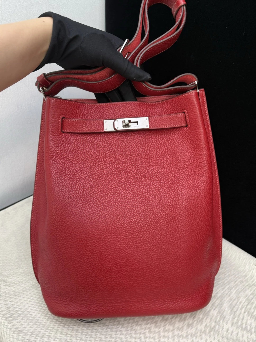 Good Condition Hermes So Kelly22 Shoulder Bag Red Silver Hardware