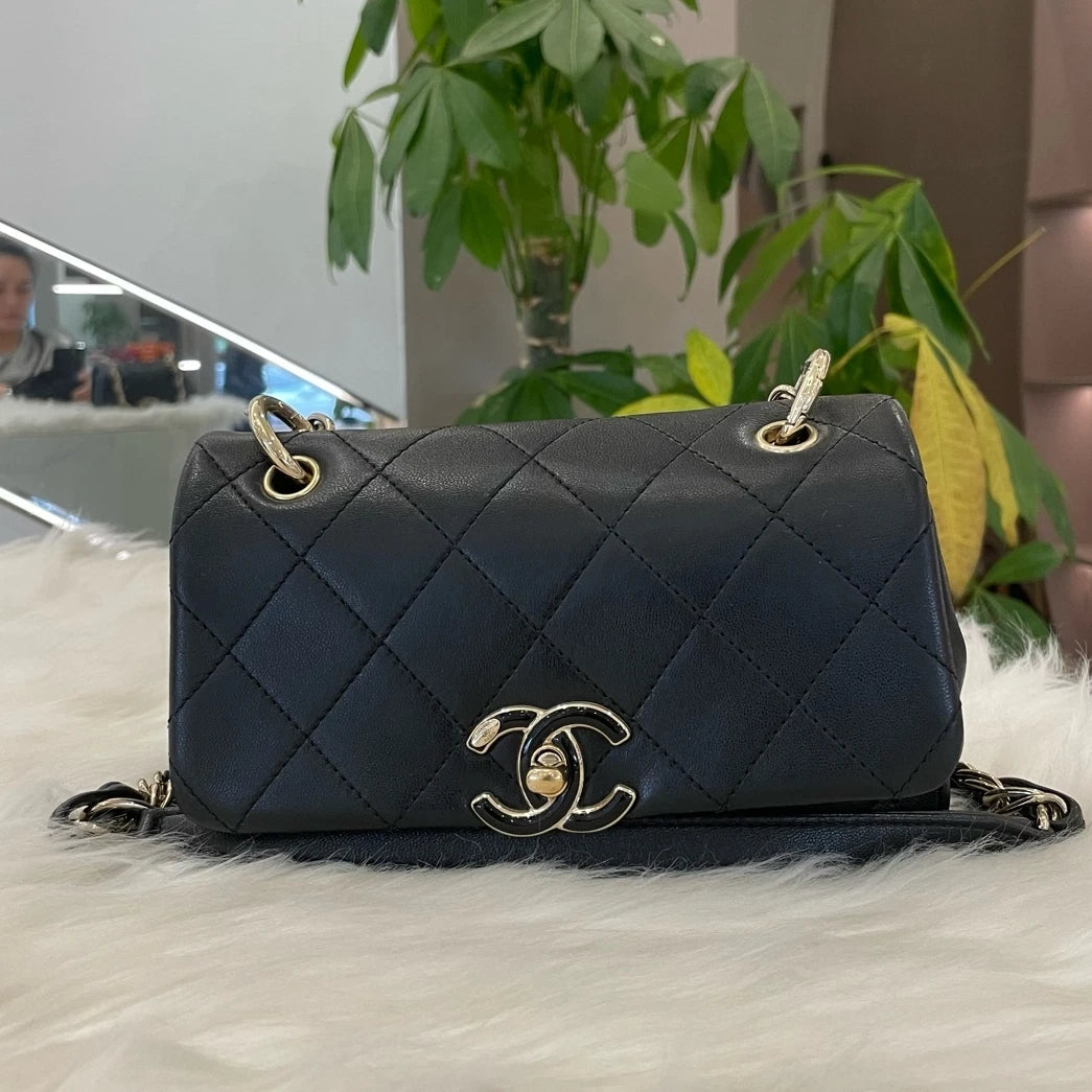 Chanel Classic Flap Mini Black Gold Chain Shoulder Crossbody Bag