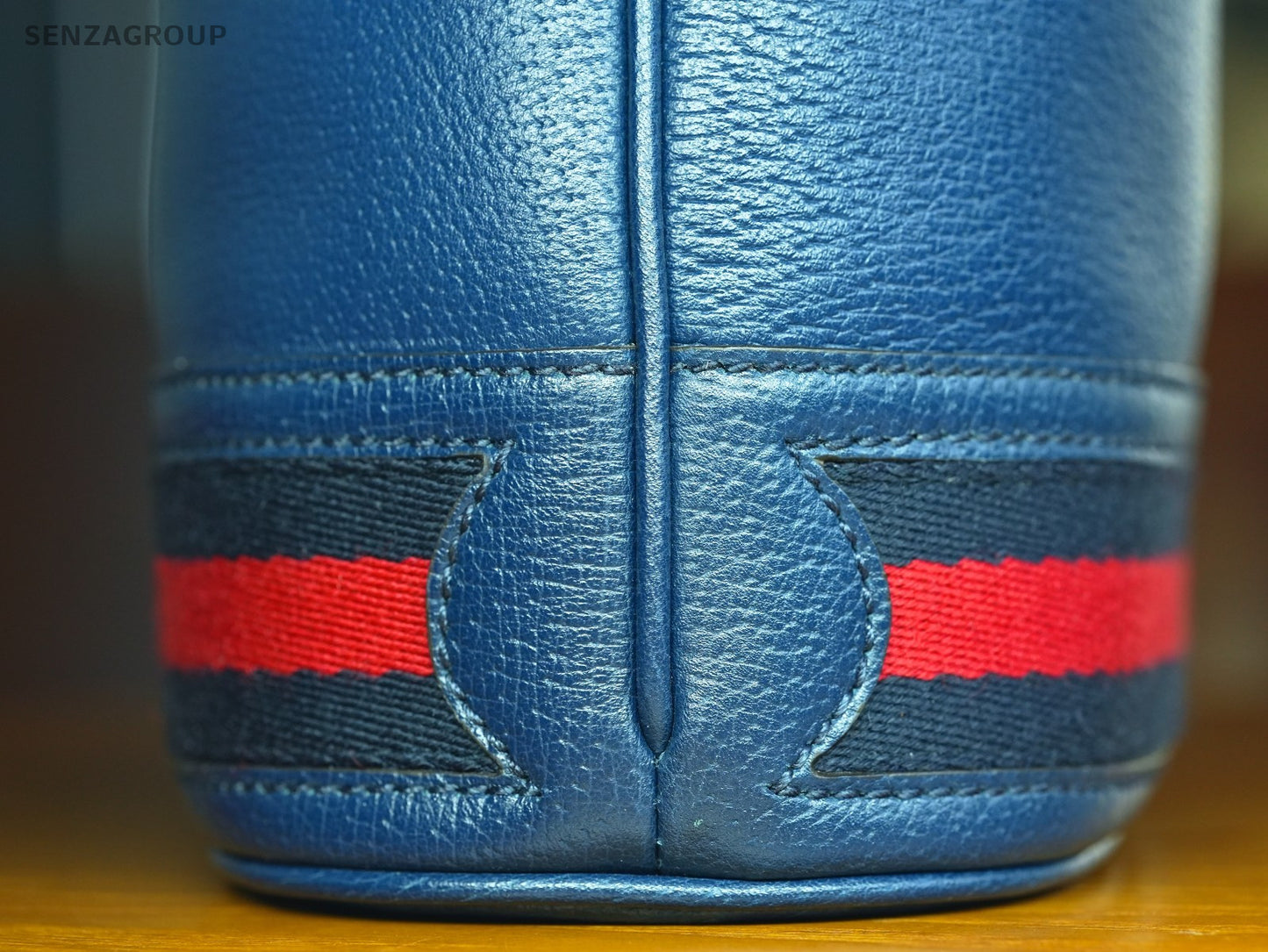 GUCCI Offidia Navy blue Leather Bucket bag Crossbody Handbag