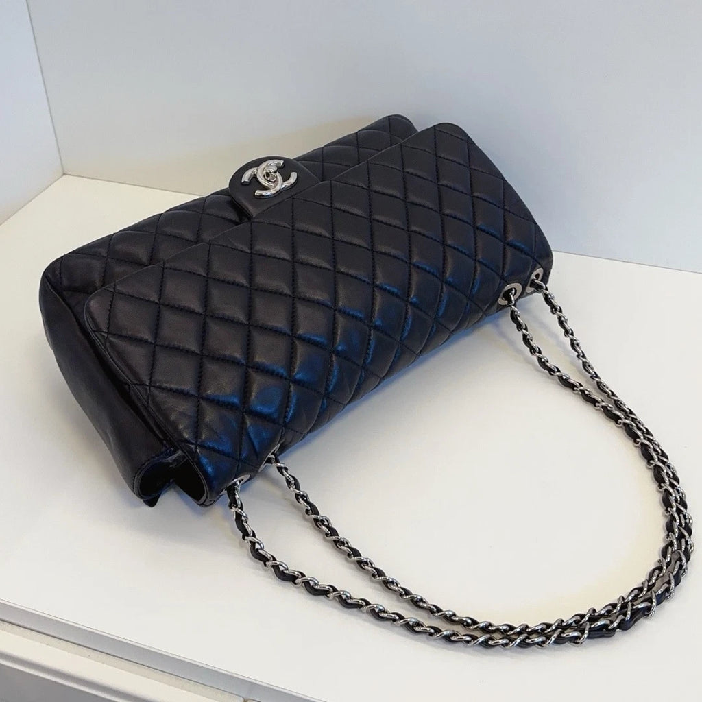 Chanel Classic Flap Chain Black Shoulder Bag Crossbody Diamond Silver Hardware