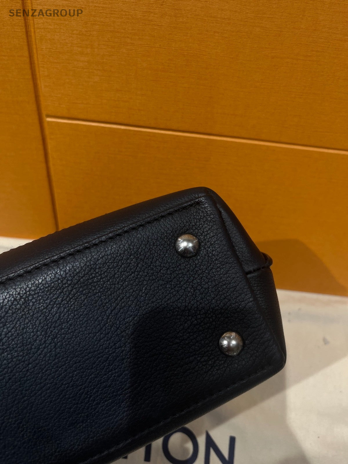 Louis Vuitton lockme ever Top Handle Shoulder Crossbody Bag Women Black