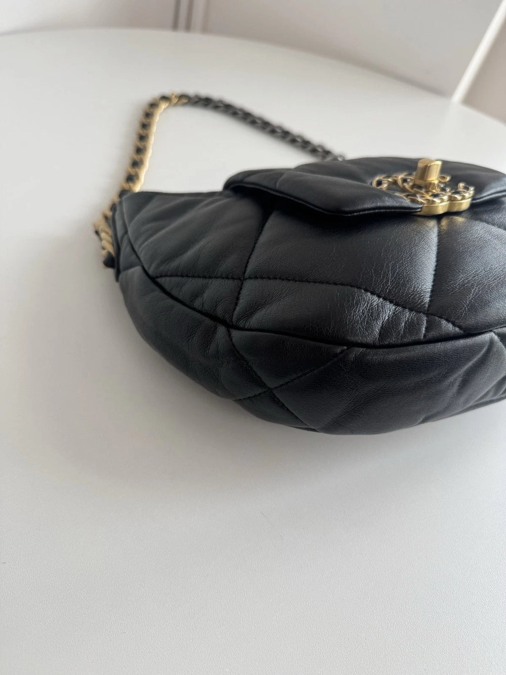 Chanel 19Bag Hobo Black Chain Handbag Shoulder Bag Gold Hardware Diamond