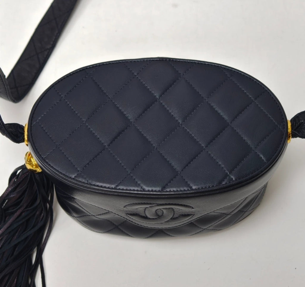 Chanel Diamond Vintage Tassel Vanity Case Shoulder Bag Crossbody Black Women